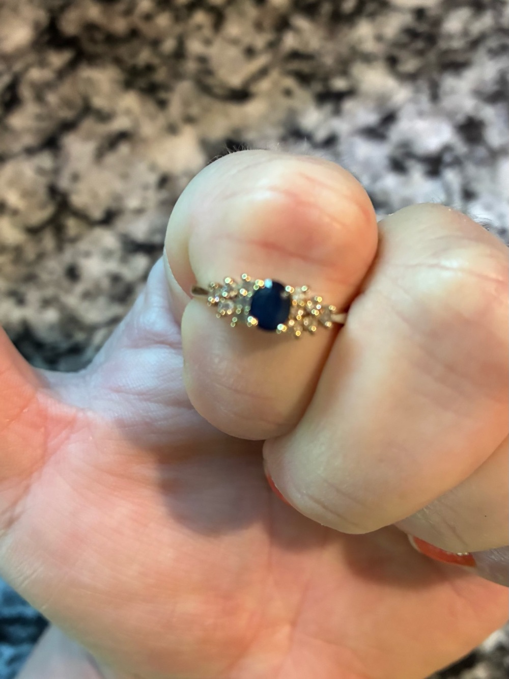 Vintage 14K oval- cut Sapphire & diamond ring